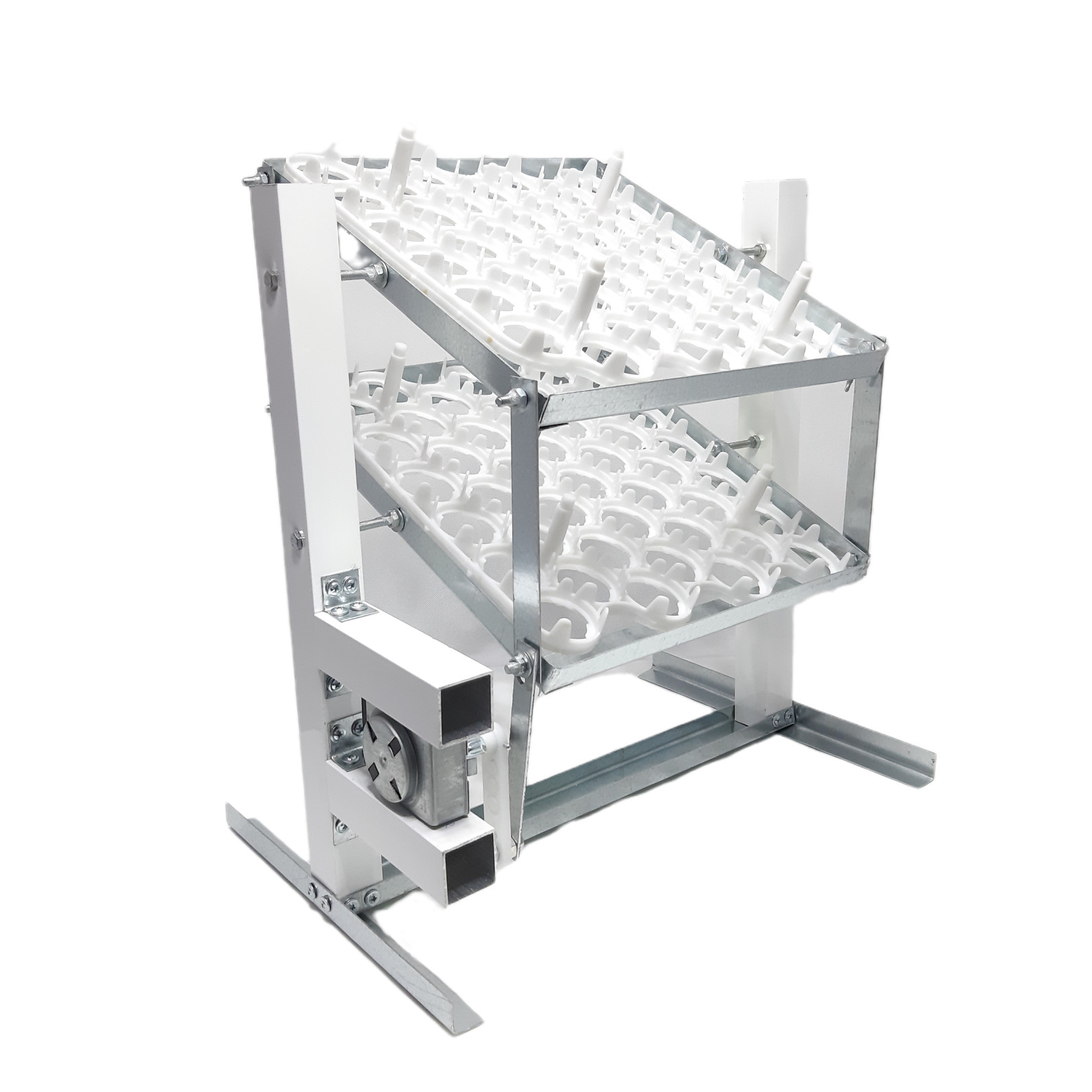 ترنر دستگاه جوجه کشی مدل 84 تایی