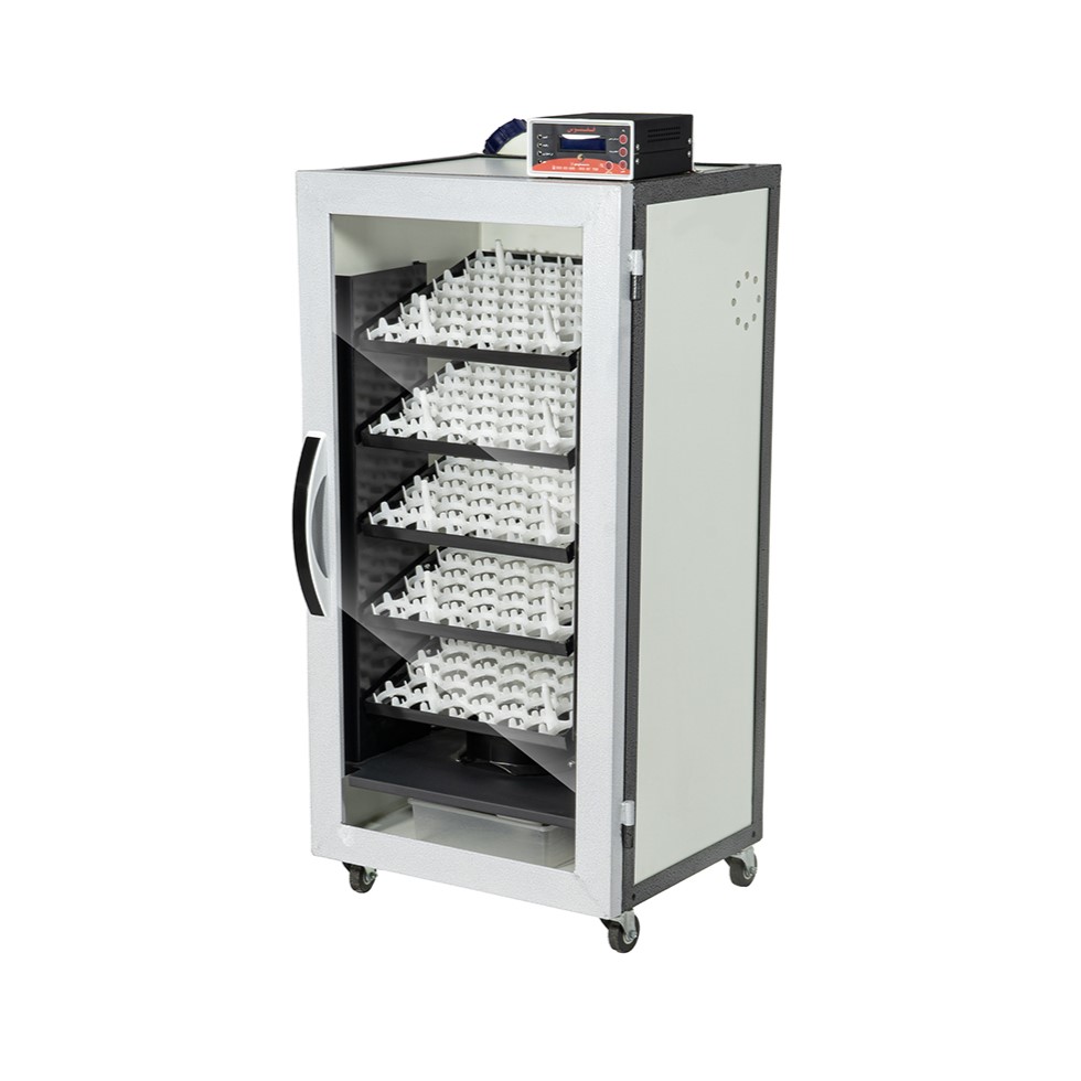 دستگاه جوجه کشی 210 تایی پرطلا